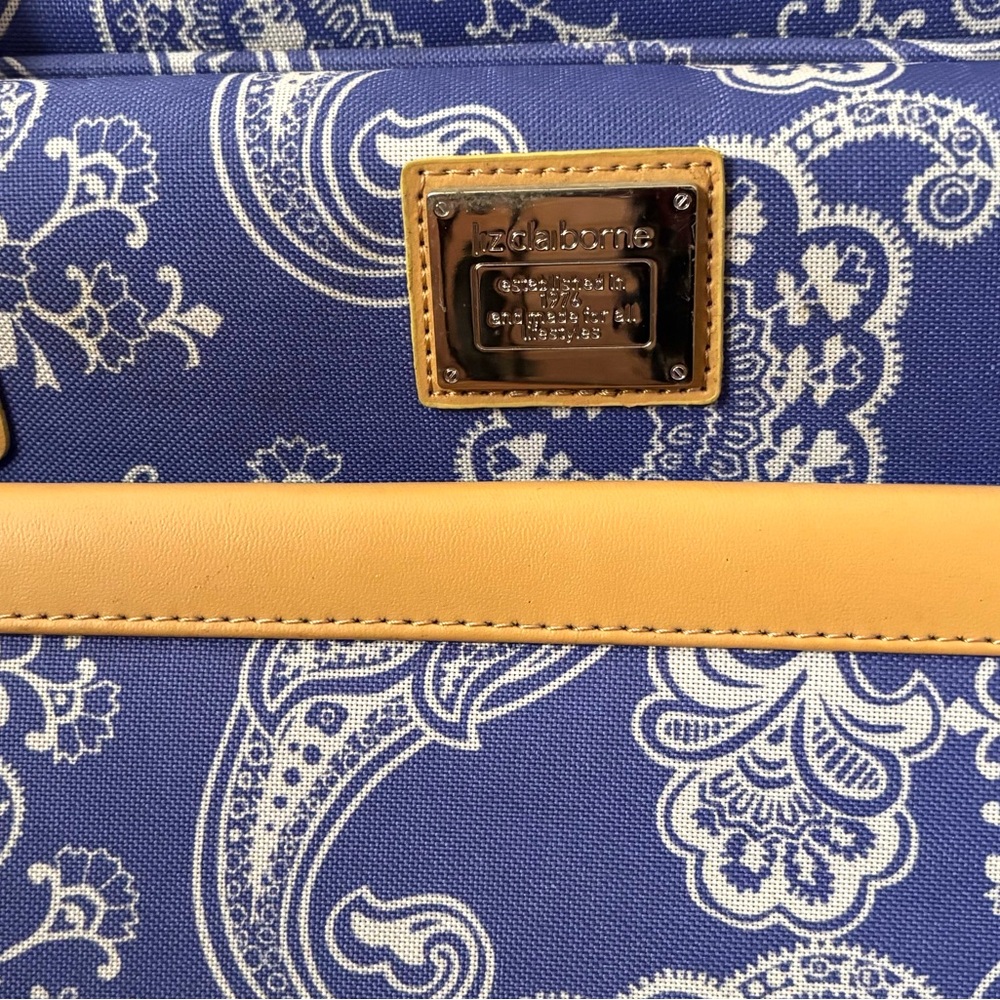 NWOT Y2K Liz Claiborne Purple Paisley Travel Rolling Duffle Bag - Picture 3 of 4